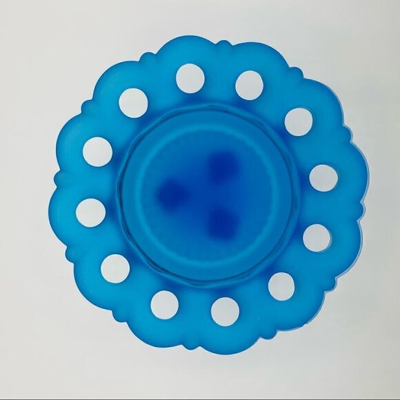 Vintage Westmoreland Doric Blue Mist Candlestick - Picture 3 of 4